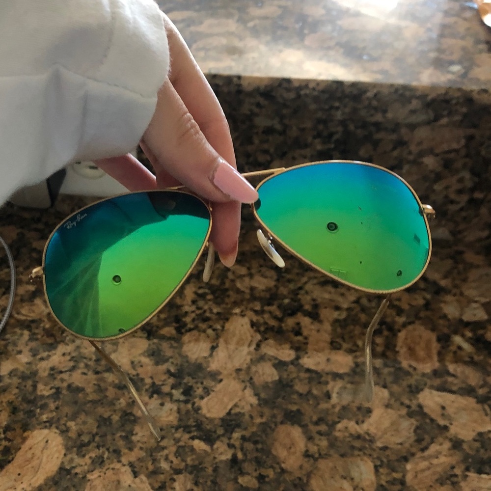 Blue/ green aviators Rayban